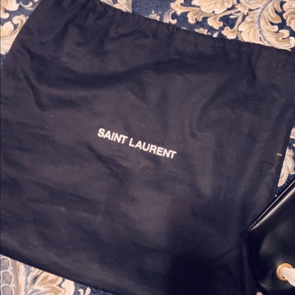 Authentic new Saint Lauren Loulou bag - Picture 7 of 11